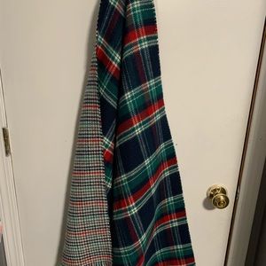 Reversible scarf